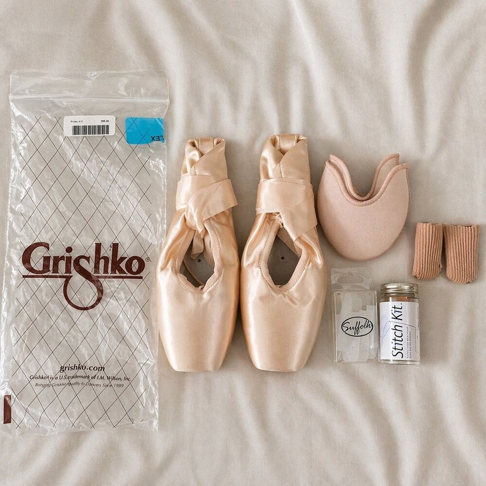 Grishko Pro-Flex Ballet Pointe Shoes Light Pink Women 6X Ribbon Elastic Attached
